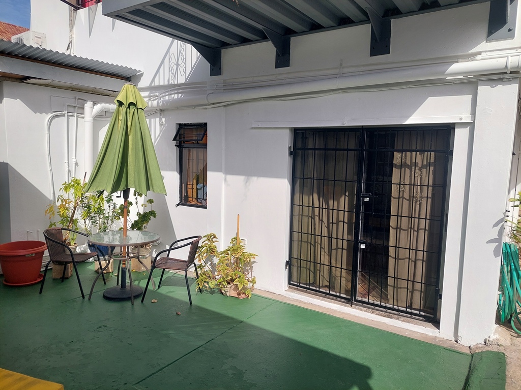 affordable guesthouse Trinidad